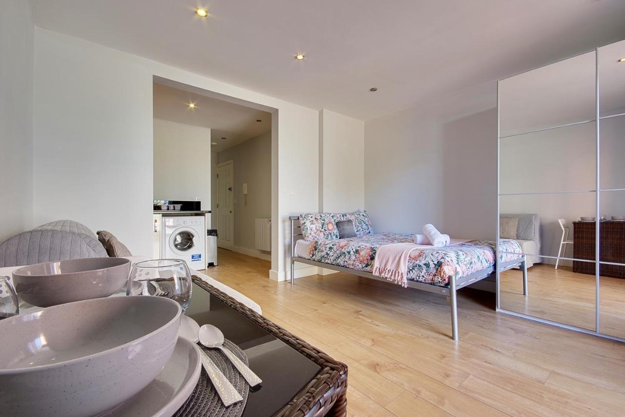 Turay Court Holiday Apartments Bournemouth Luaran gambar